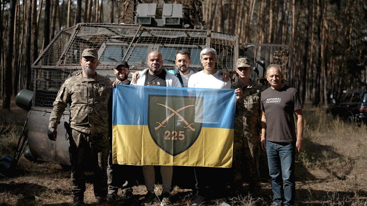 Фонд ''Надежда'', Валерий Дубиль, Вита Присяжнюк и Артем Чаплыгин доставили на восток РЭБы, средства питания и связи