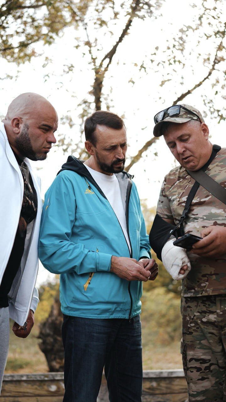 Фонд ''Надежда'', Валерий Дубиль, Вита Присяжнюк и Артем Чаплыгин доставили на восток РЭБы, средства питания и связи