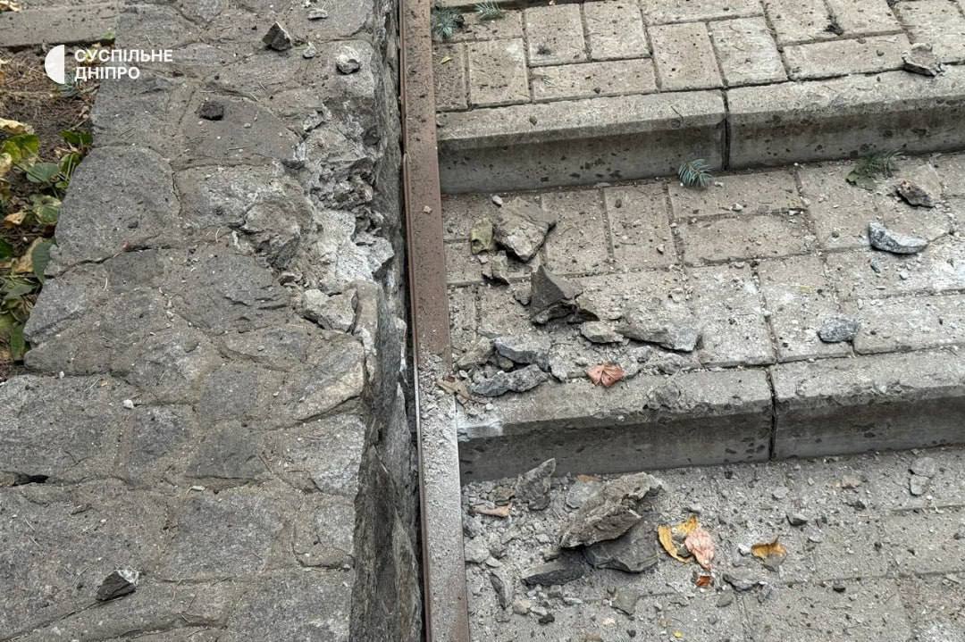 Безпілотники вдарили по Дніпру та Харкову