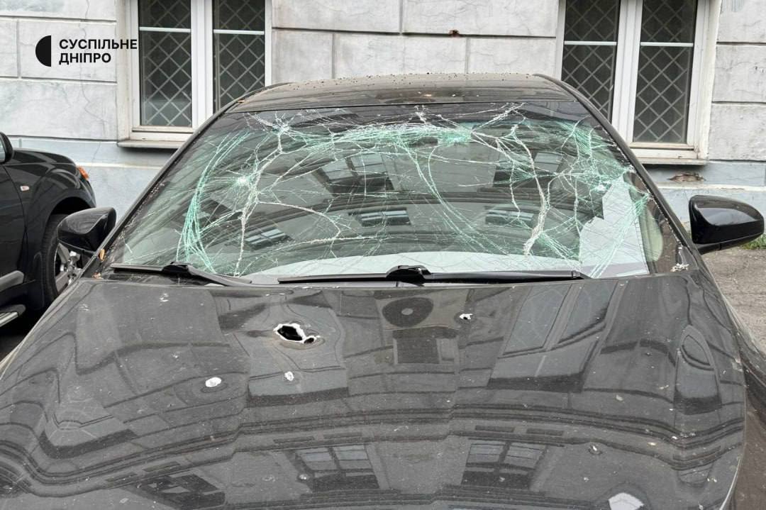 Безпілотники вдарили по Дніпру та Харкову