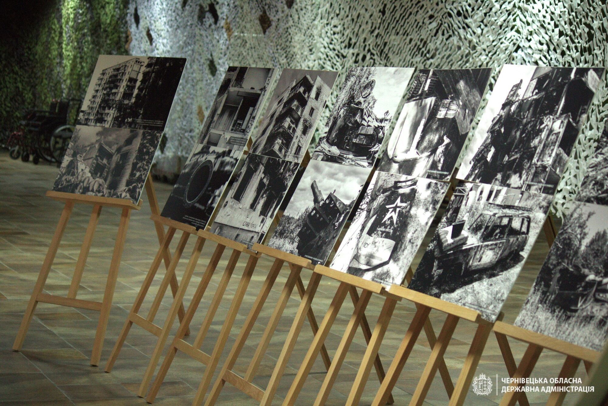 У Чернівцях презентували книгу ''Полювання на крейсер Москва''