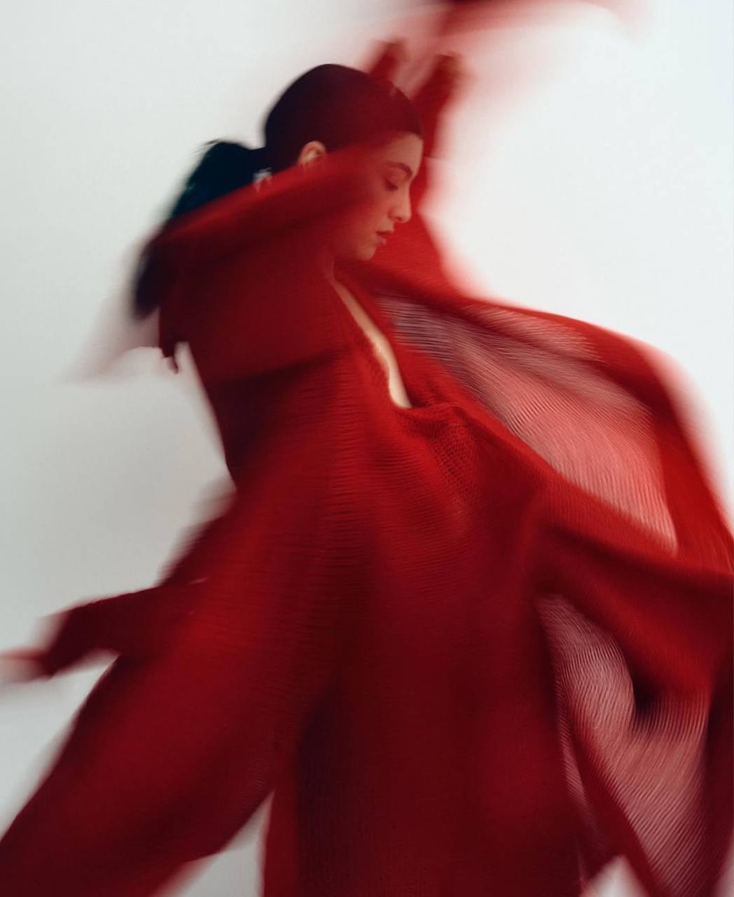 Лорд, Честейн, Кемпбелл, Стоун, Дженнер, Дель Рей, Карпентер і Котіяр стали головними героїнями нових обкладинок світових глянців