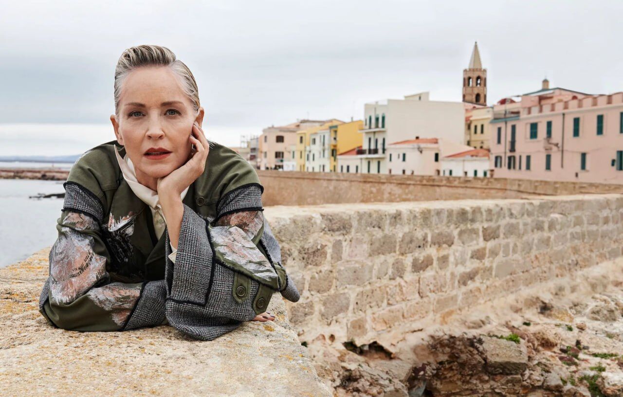 Лорд, Честейн, Кемпбелл, Стоун, Дженнер, Дель Рей, Карпентер і Котіяр стали головними героїнями нових обкладинок світових глянців