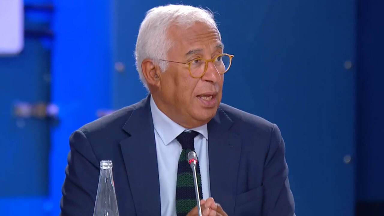 Выступление Антониу Кошта во время Конгресса