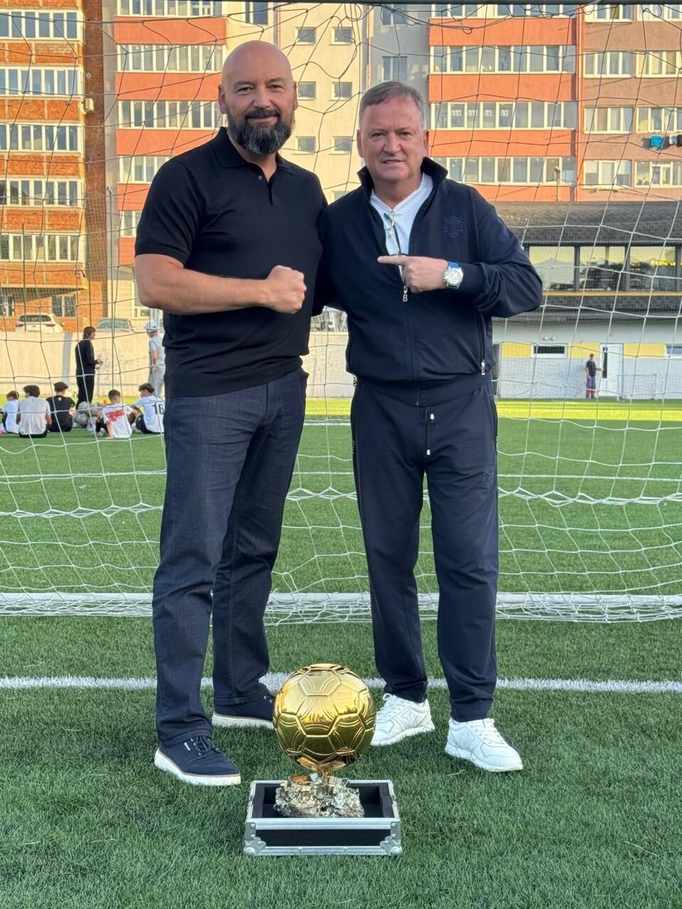 Золотий м’яч у Чернівцях: Ігор Бєланов зустрів ветеранів ФК ''Сталь Буковина''