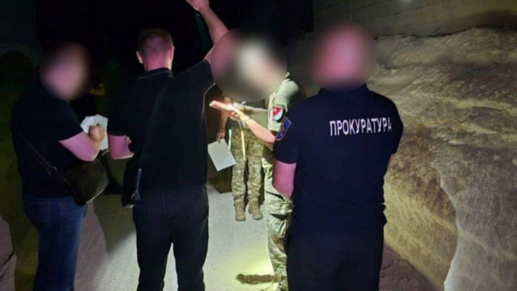 Разоблачение директора коммунального предприятия Сокирянского городского совета на незаконной добыче известняка