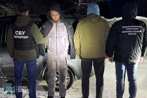 $7 тисяч за фейкову інвалідність і $4 тисячі за втечу з країни: СБУ накрила дві схеми ухилення від мобілізації на Закарпатті