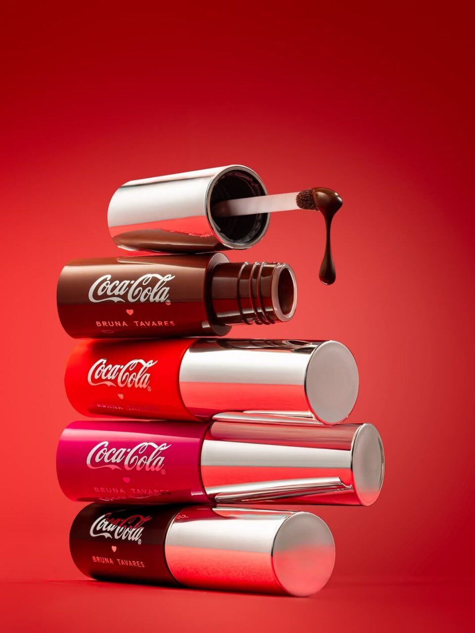 Coca-Cola выпустила собственную линию косметики вместе с брендом Bruna Tavares