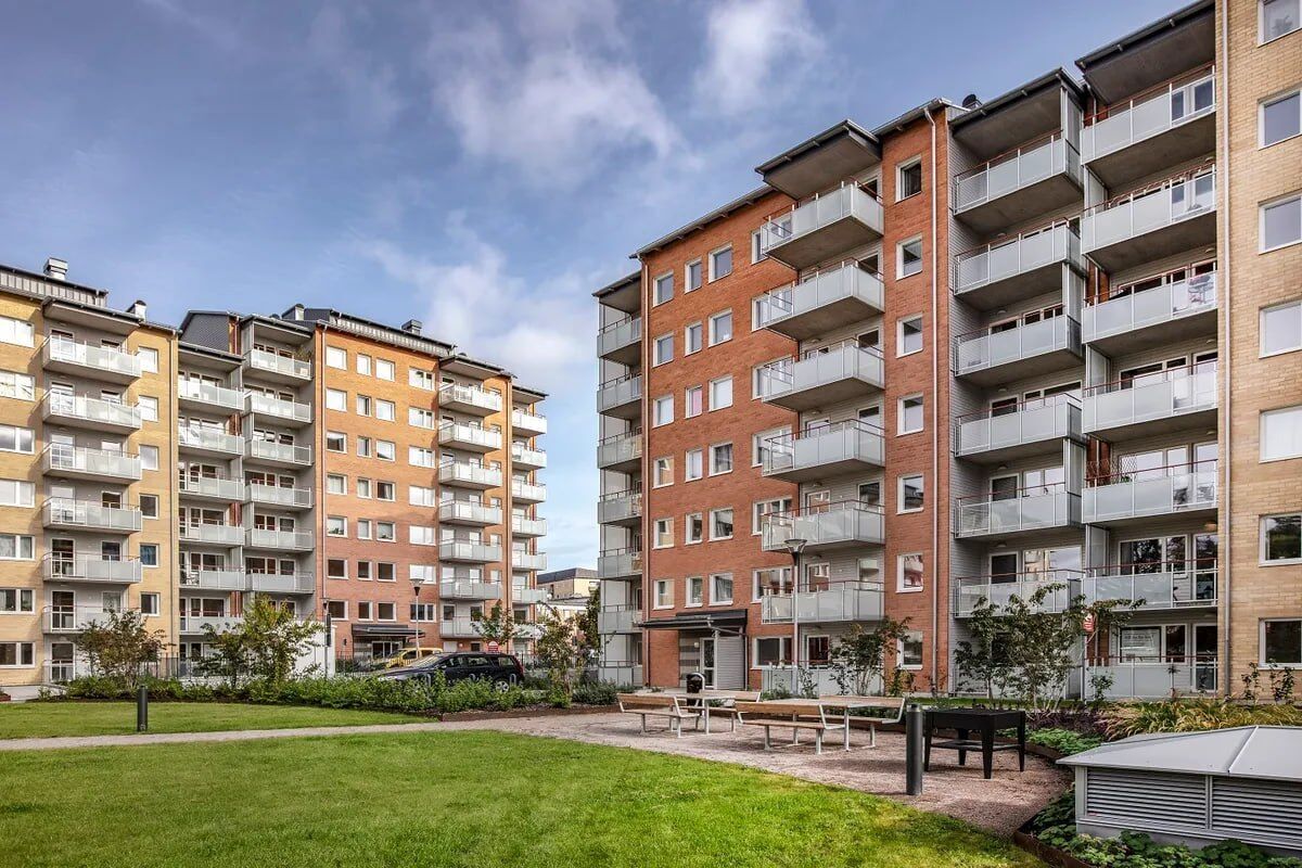 Пенсия, квартира за $150 тысяч и ''убыточная'' работа: шведский рай экс-прокурора Казака (фото, эксклюзив)