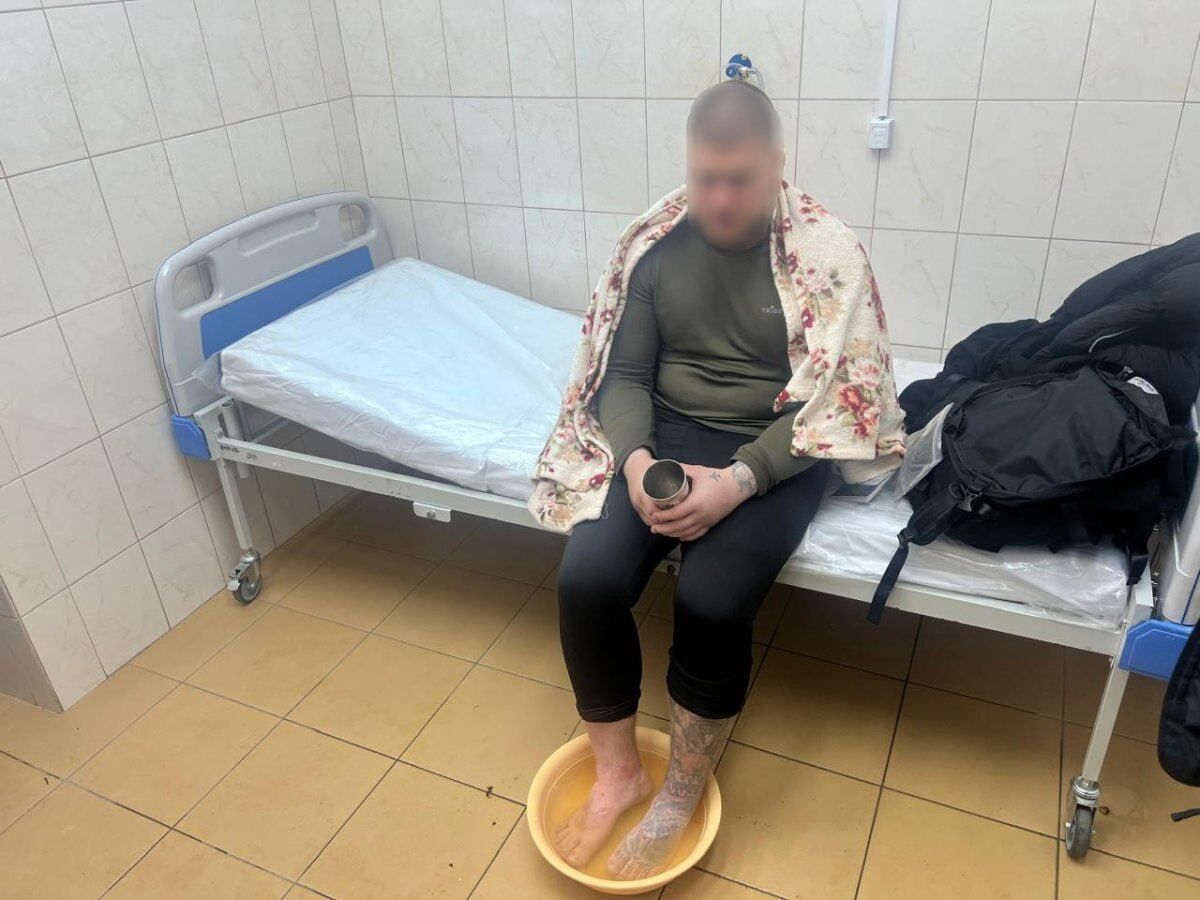 Пограничники спасли двух мужчин, потерявшихся в лесу при -20°