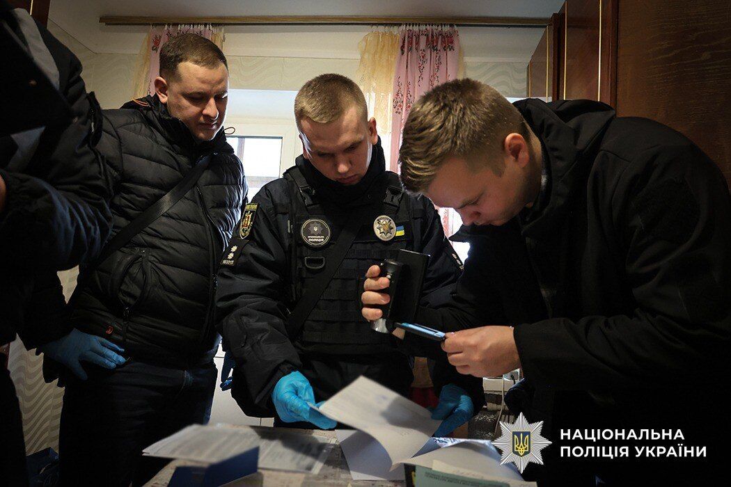 На Запоріжжі правоохоронці повідомили про підозри у справах щодо можливих злочинів проти дітей