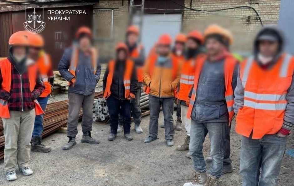 Організатори ''реабілітаційного центру'' в Києві змушували алкозалежних працювати безоплатно