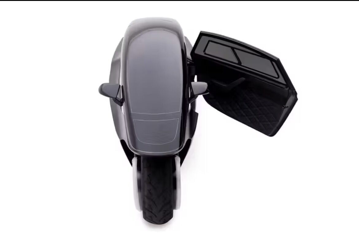 Співак Will.i.am презентував триколісний електрокар TRINITY як альтернативу міському транспорту