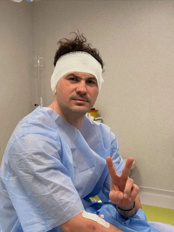 Женя Кот перенес операцию и показался после вмешательства