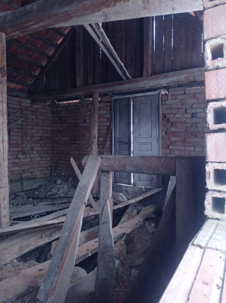 Прокурор показав фото ''розкішного маєтку'', який став приводом для чуток