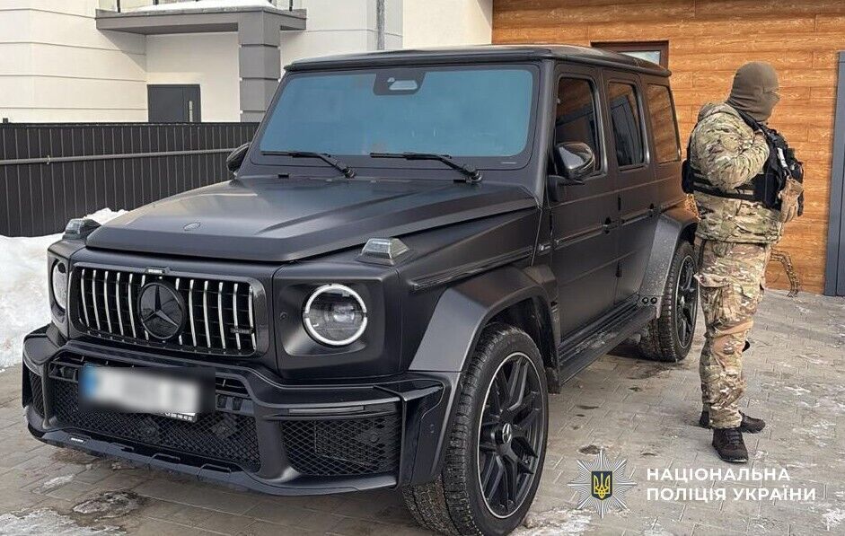 Полиция разоблачила еще одно звено международного мошеннического колл центра, который обманул граждан ЕС более чем на 100 млн грн