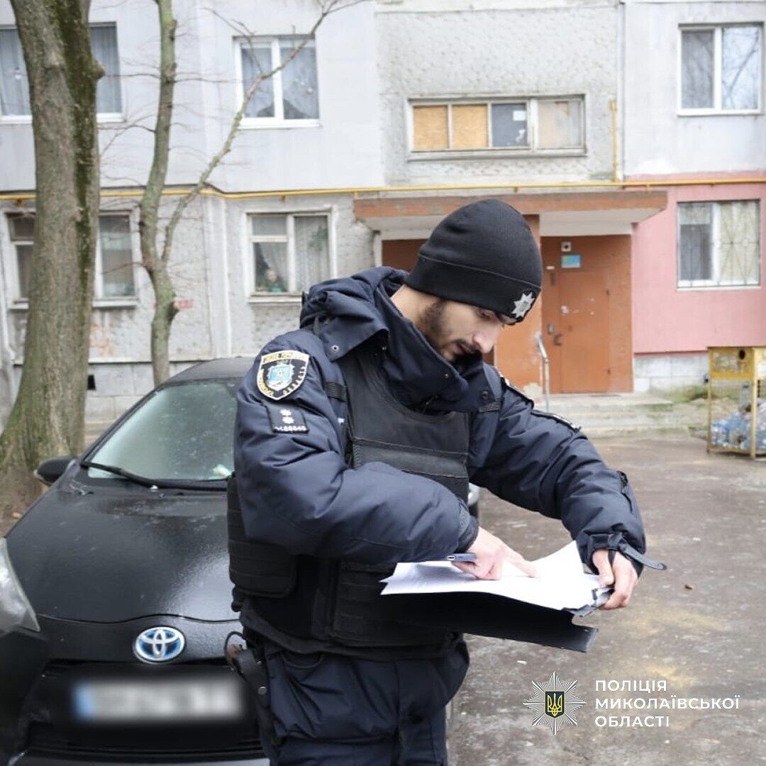 В Николаеве в мусорном контейнере нашли младенца: полиция разыскивает мать