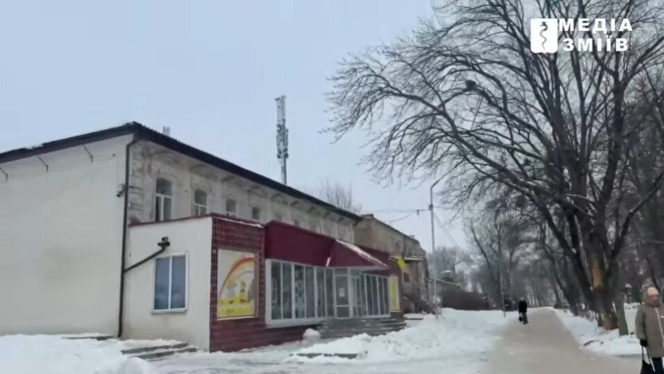 Приміщення, в якому вбудована звукова система сповіщення