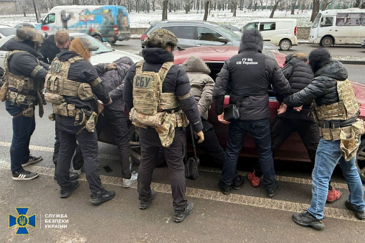 Підриви авто і помешкань військових: СБУ викрила агентів ФСБ в Одесі