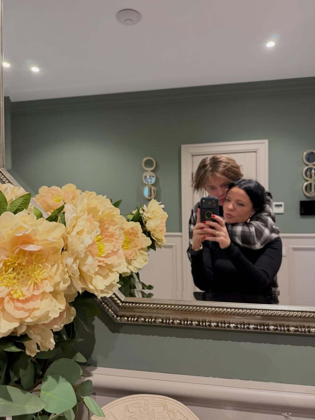 Помітно подорослішав: Ірина Горова показала 17-річного сина від Потапа