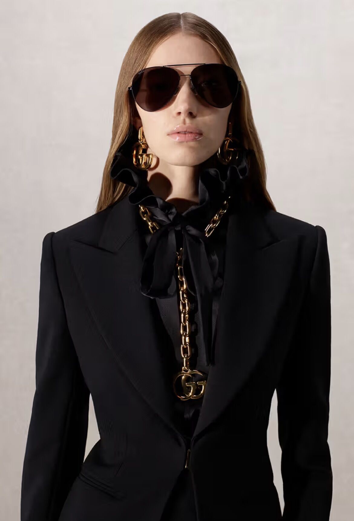 Мех, глянец и монограмма GG: что показал Демна в первой коллекции для Gucci