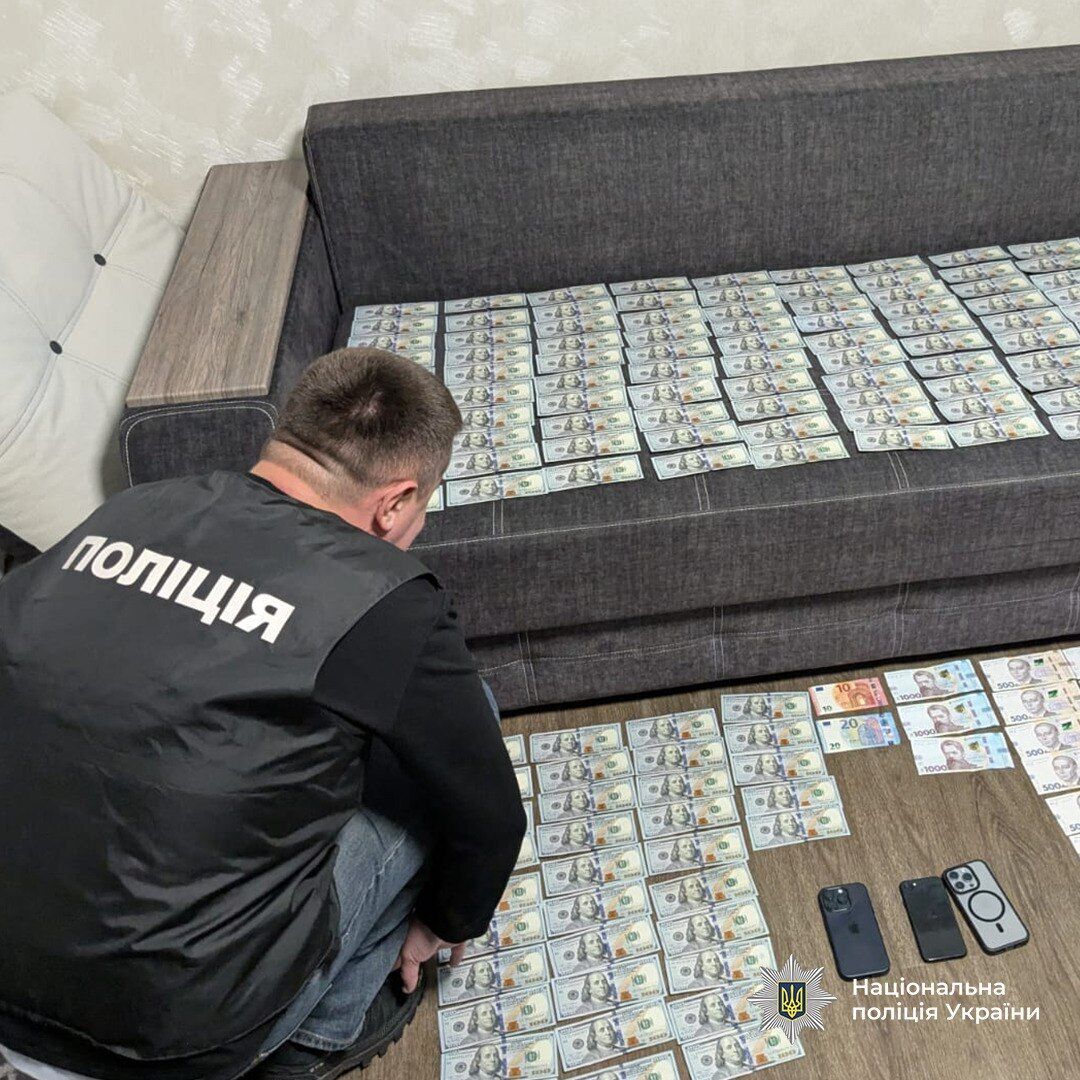 В Хмельницкой области подозрения получили организаторы подпольного производства контрафактных электронных сигарет