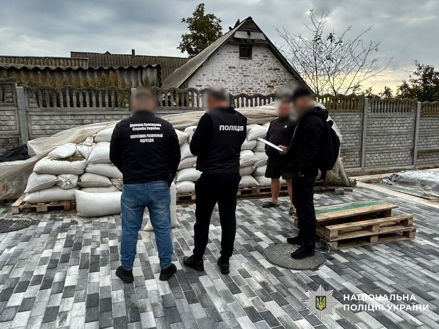 На Чернігівщині викрили родину на незаконному обігу тютюну