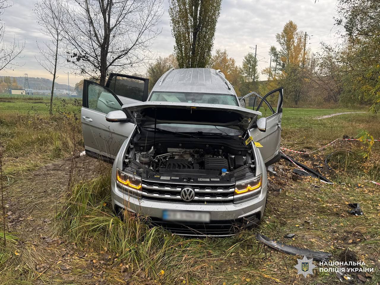 Смертельное ДТП в Киеве: Volkswagen врезался в электросопротивление, погиб 20-летний пассажир