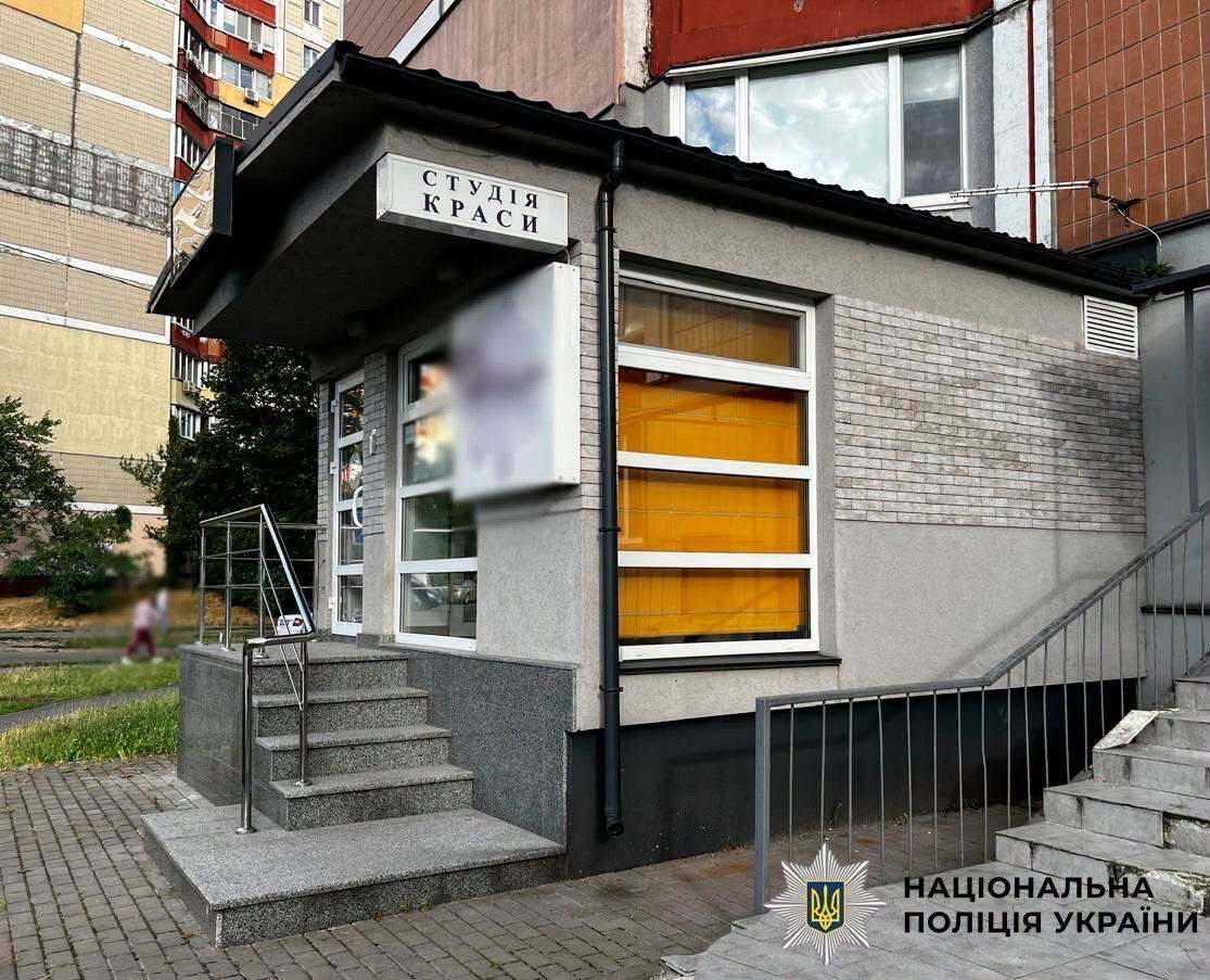 владелица незаконно достроила помещение под салон красоты
