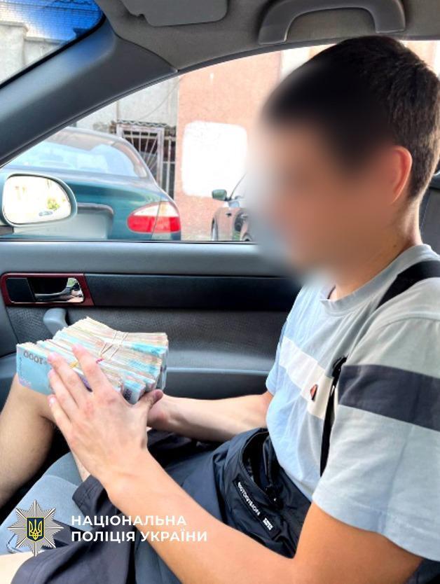 127 млн грн из-за счетов: в Винницкой области разоблачили сеть из 300 дропов