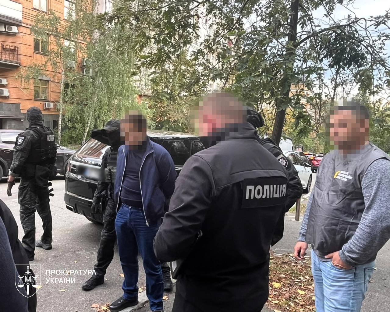 Выдавал себя за работника НАБУ и выманил $280 тысяч: в Киеве задержали мошенника
