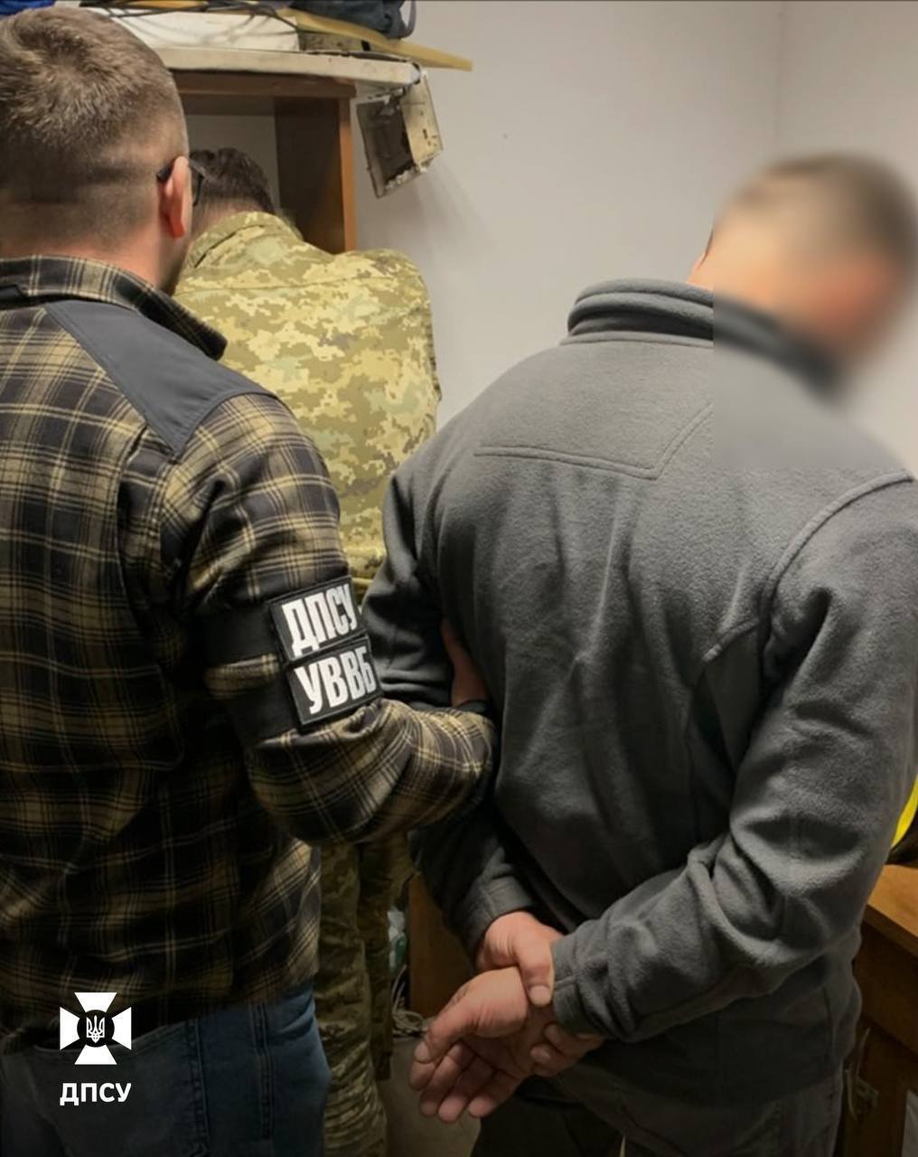 водії автобуса намагалися підкупити прикордонника на ''Ягодині''