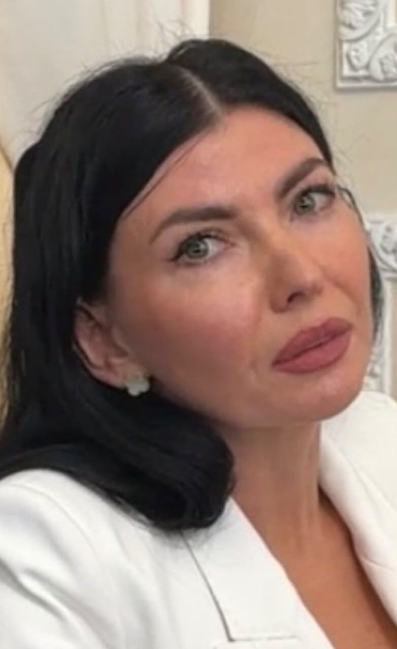 ''Неидеальные дела'' и Van Cleef ''за 30 гривен'': Высший совет правосудия поддержал возобновление ''судьи Майдана'' Марины Шаховниной