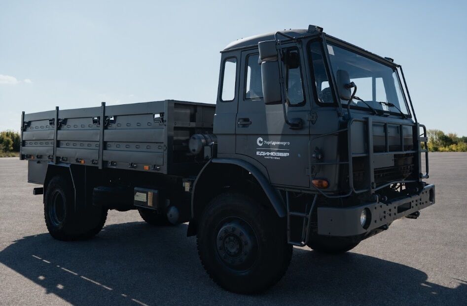 Армейская авиация получила 10 полноприводных DAF для борьбы с ''шахедами'' от БФ Притулы