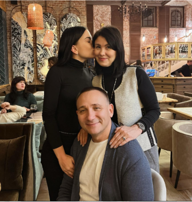 Валерия Яринич с родителями