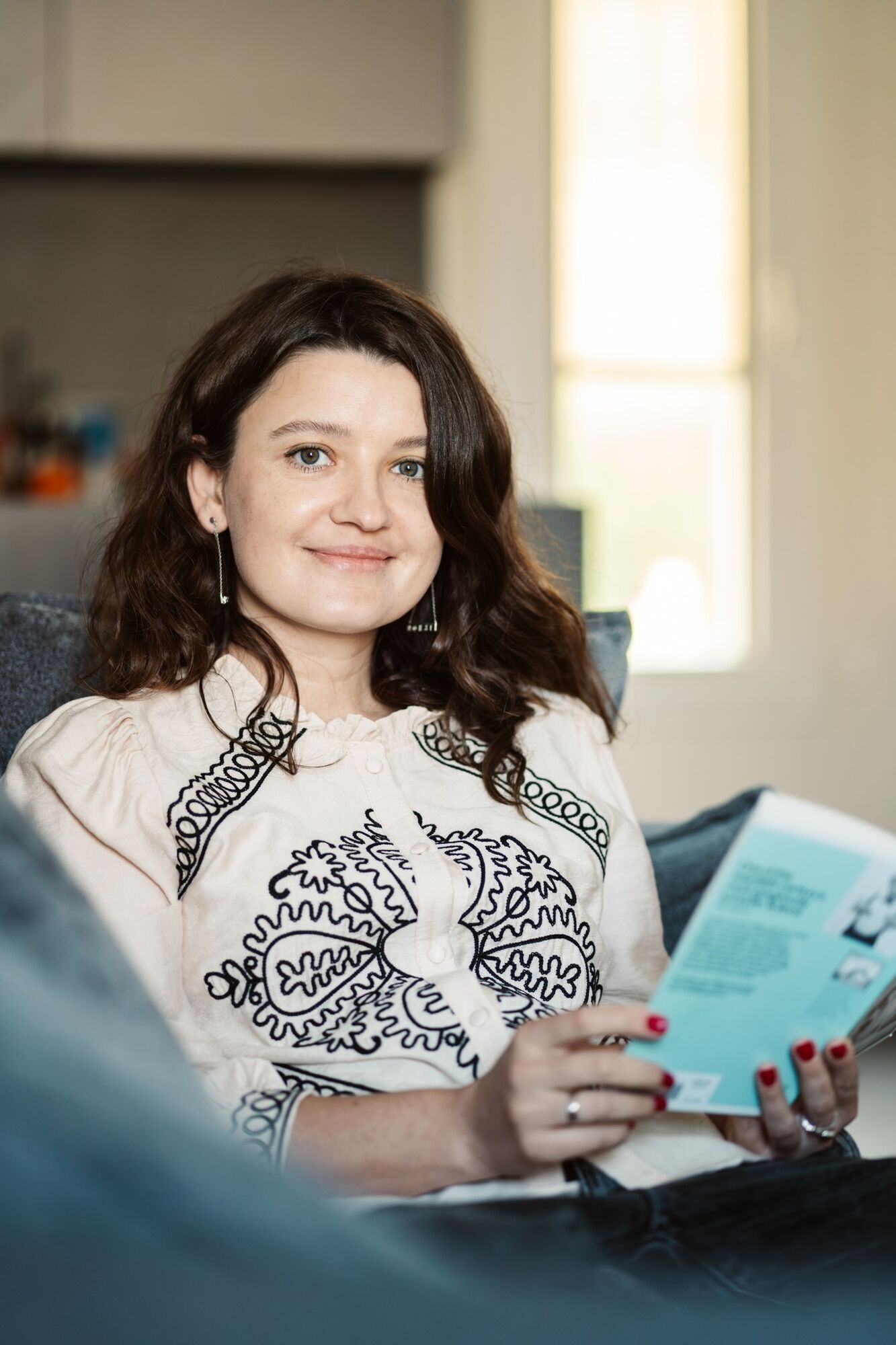 ''Трубы рвутся, стены в сосульках'': дом на Берестейском уже 2 недели без отопления