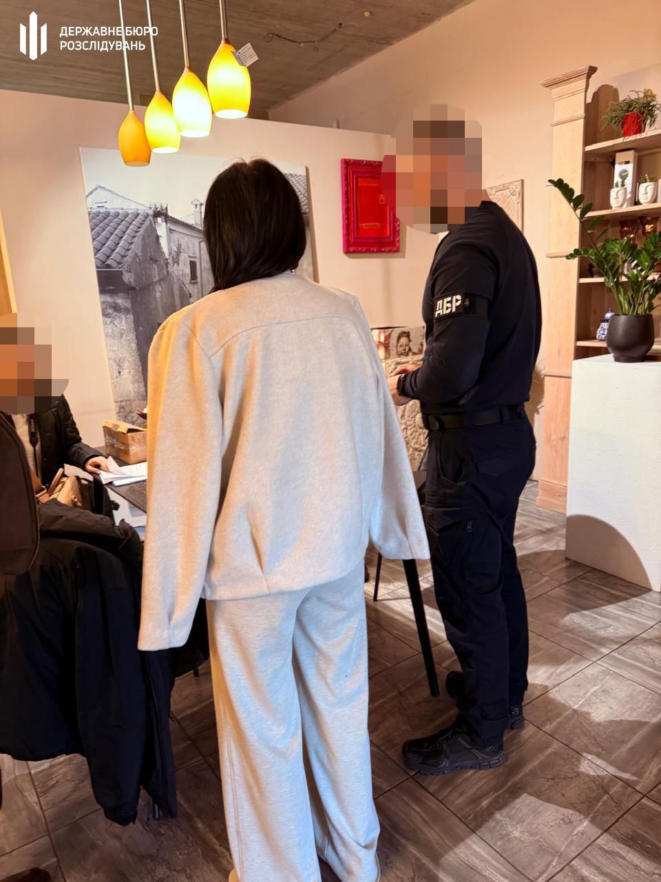 ДБР розслідує оборудку з нерухомістю збанкрутілого банку: підозра посадовиця на 200 млн грн quhiqkkiqdziqqehab