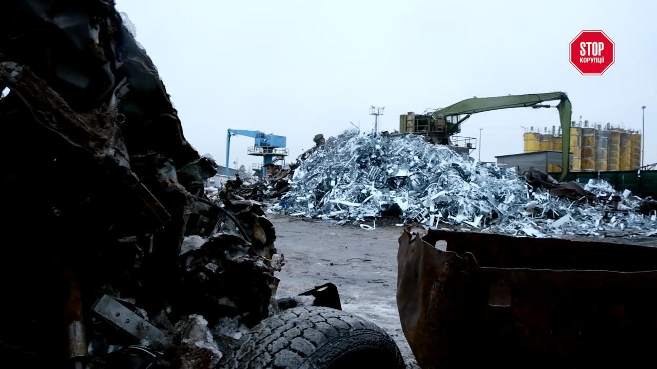 Миллиардные потери и остановка бизнеса: стоящий за запретом экспорта лома