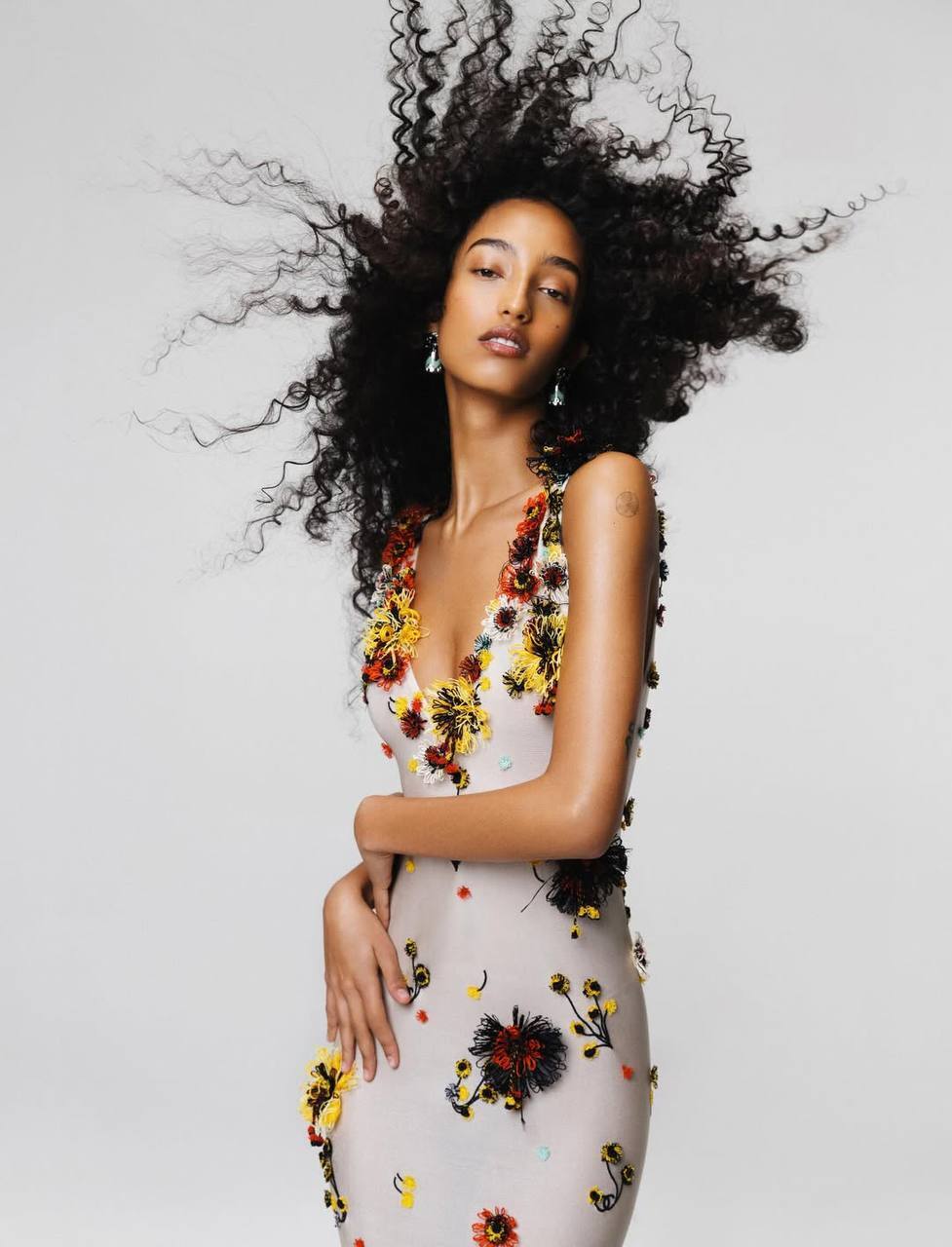 Пенелопа Круз, Мона Тугаард, Аріана Гранде, Bad Bunny та Розалія прикрасили нові обкладинки світового глянцю