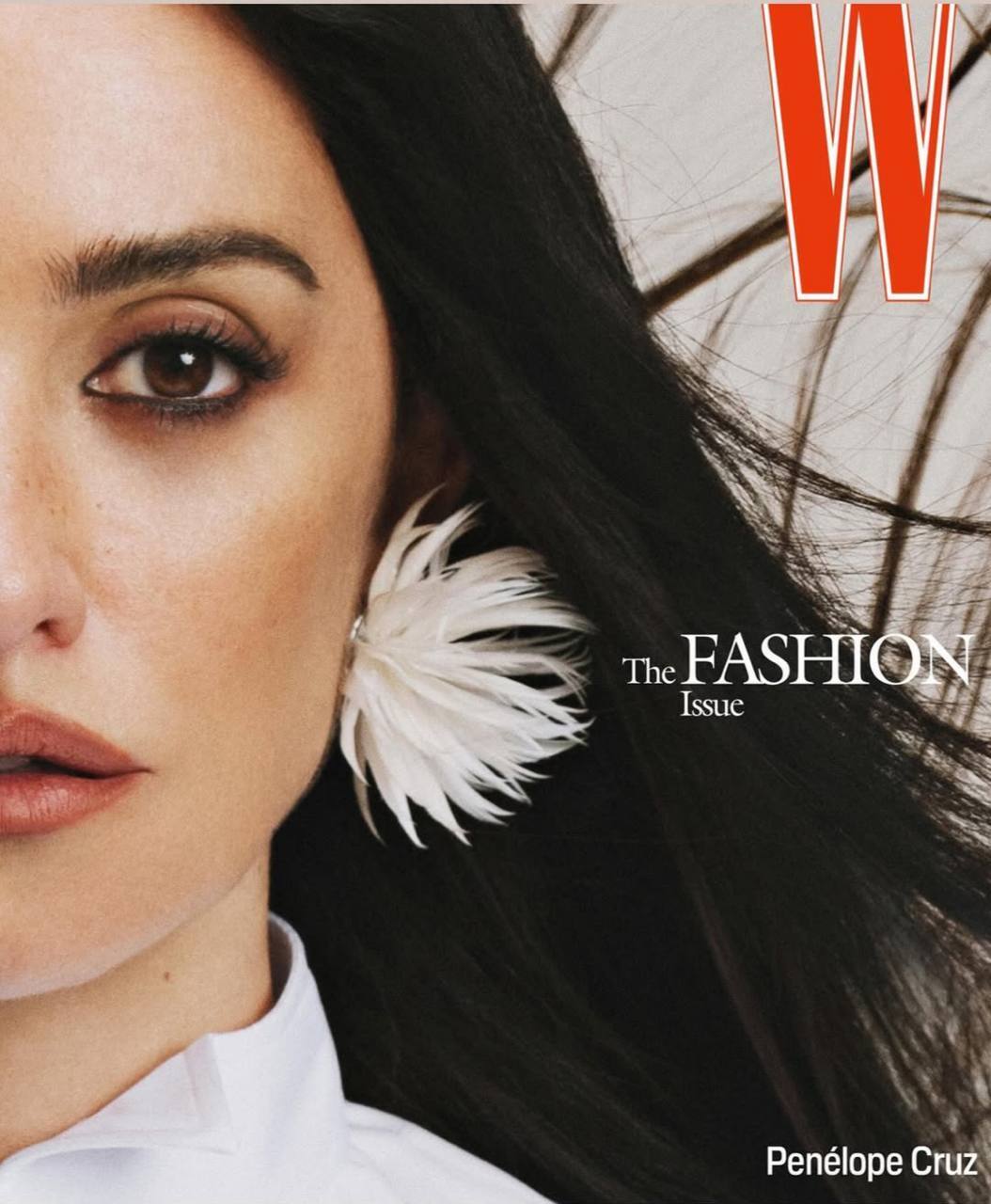 Пенелопа Круз, Мона Тугаард, Аріана Гранде, Bad Bunny та Розалія прикрасили нові обкладинки світового глянцю