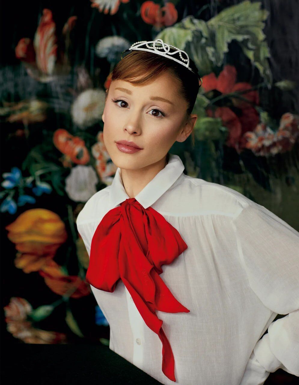 Пенелопа Круз, Мона Тугаард, Аріана Гранде, Bad Bunny та Розалія прикрасили нові обкладинки світового глянцю