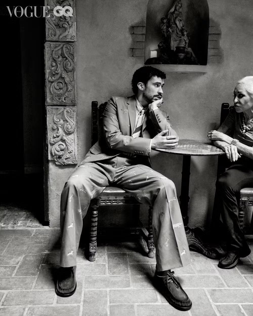 Пенелопа Круз, Мона Тугаард, Аріана Гранде, Bad Bunny та Розалія прикрасили нові обкладинки світового глянцю