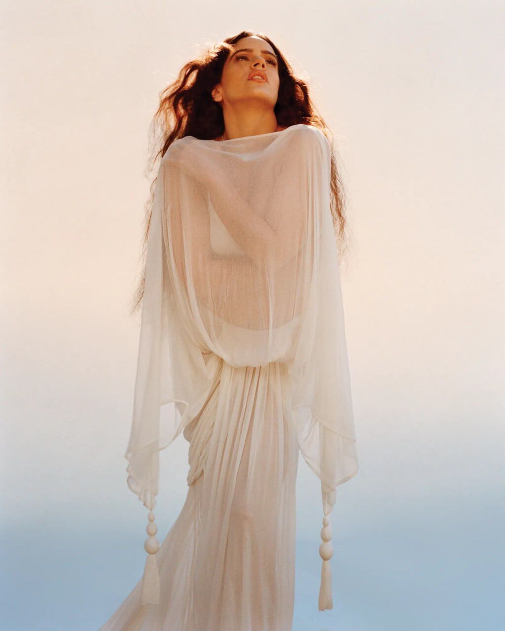 Пенелопа Круз, Мона Тугаард, Аріана Гранде, Bad Bunny та Розалія прикрасили нові обкладинки світового глянцю