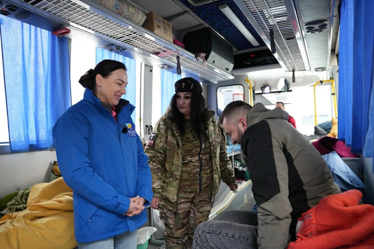 РЕБ і медичні матеріали для фронту