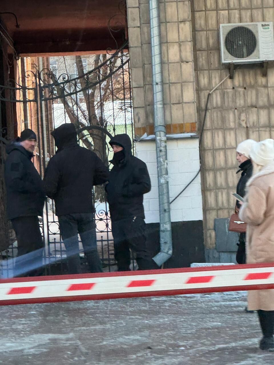 Аферисты ''под крышей'' Субботы? В здании Укрпрофздравницы в очередной раз обнаружили мошеннический колл-центр