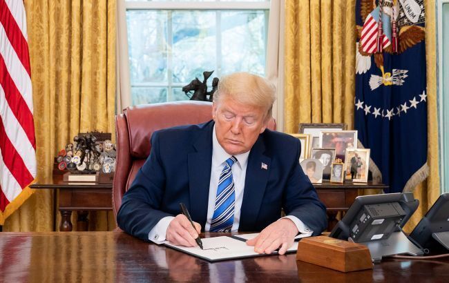 1800 компаній хочуть судити адміністрацію Трампа на $175 млрд через тарифи