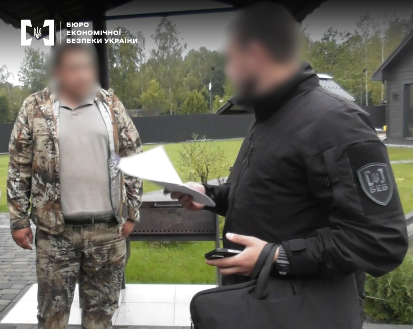 Контрабанда деревини та відмивання коштів: БЕБ скерувало обвинувальний акт до суду