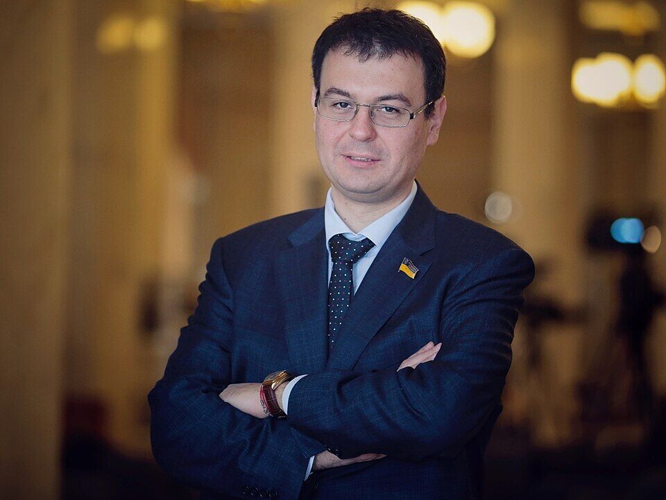 Тіньовий ринок одягу ФОПів з'їдає близько ₴5 млрд – Гетманцев