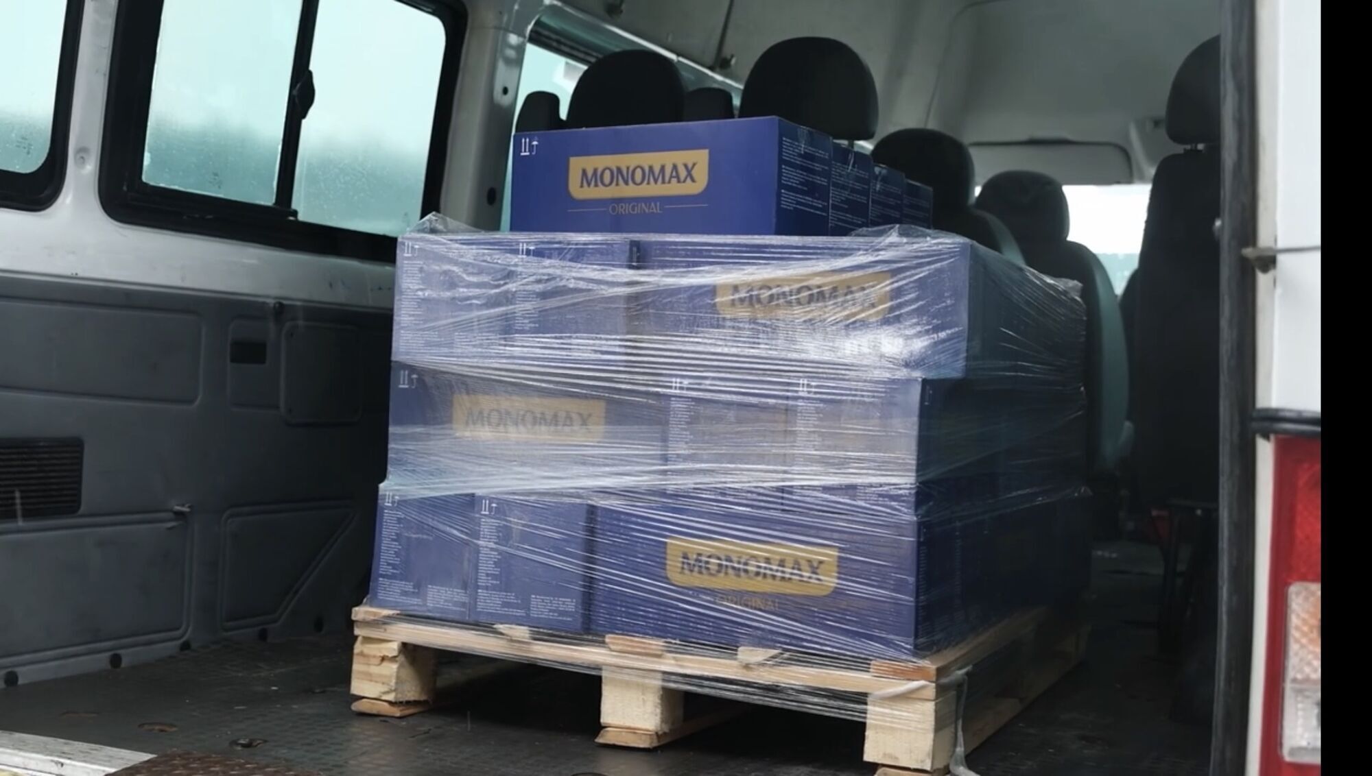 Допомога під час холодів: як ''Мономах'' долучився до пунктів обігріву в Києві