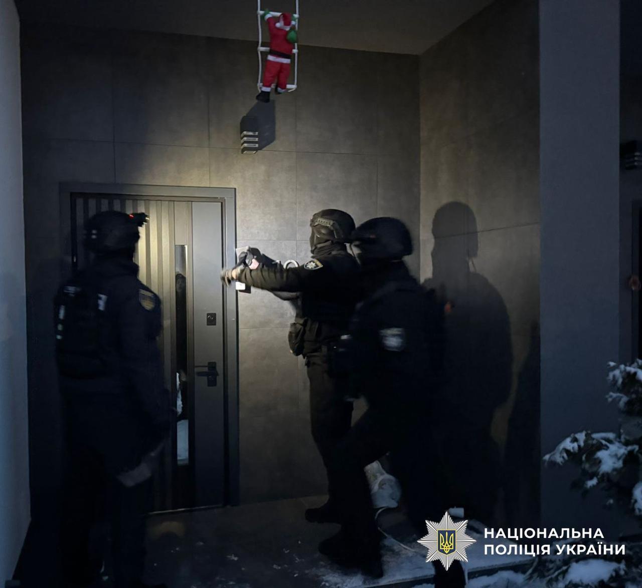 Мошенники обманули банки на 13 миллионов: деньги легализовывали через криптовалюту